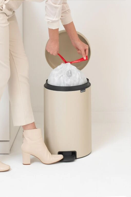 Brabantia NewIcon 20L Pedal Bin -Brabantia Shop C45484s2 scaled